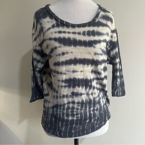 Young Fabulous & Broke Blue White Tie Dye Sheer Relaxed Women's Shirt Top Blouse